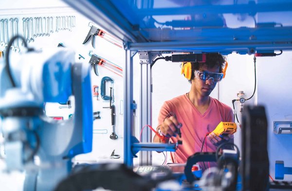 Comment bien choisir un robot pâtissier avec bol chauffant pour des préparations spécifiques ?